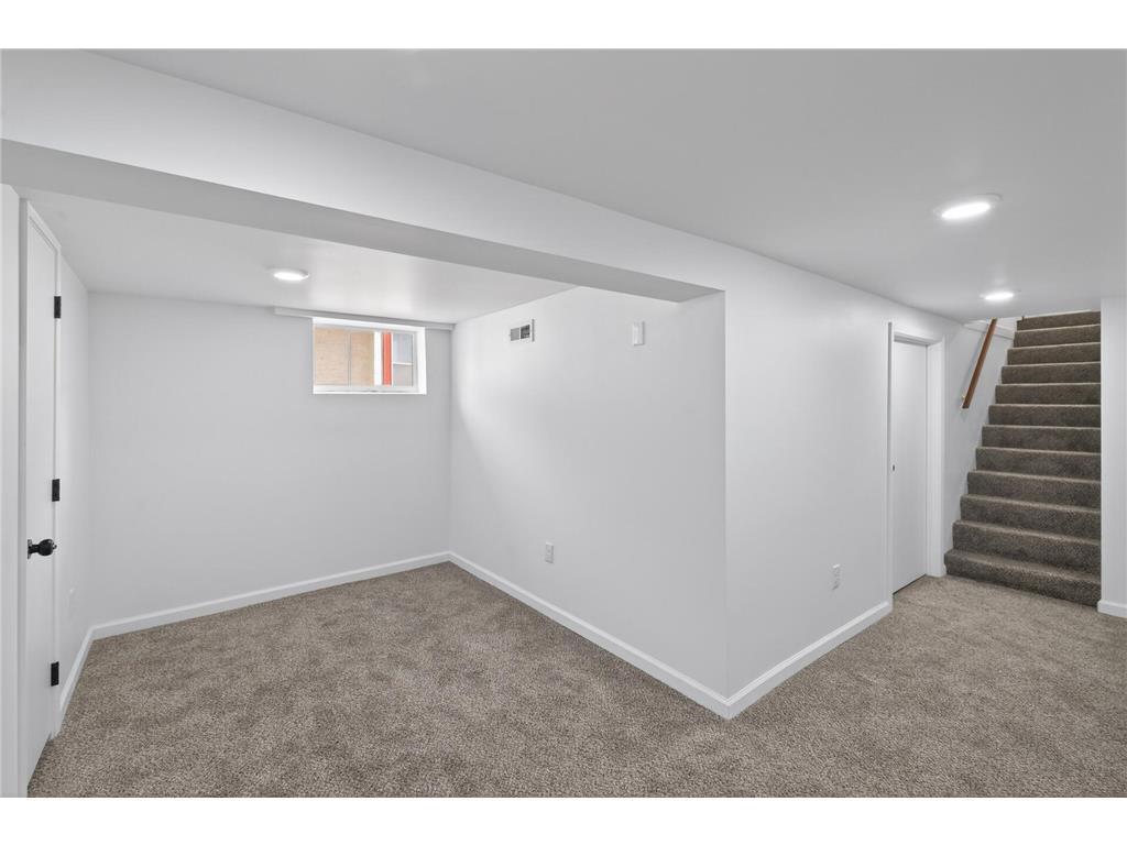 776 Wheeler Street N Saint Paul MN 55104 7045839 image47