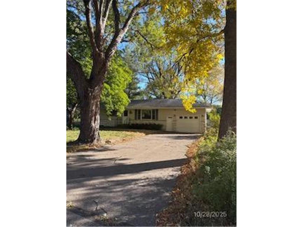 7767 Eastwood Road Mounds View MN 55112 6812204 image1