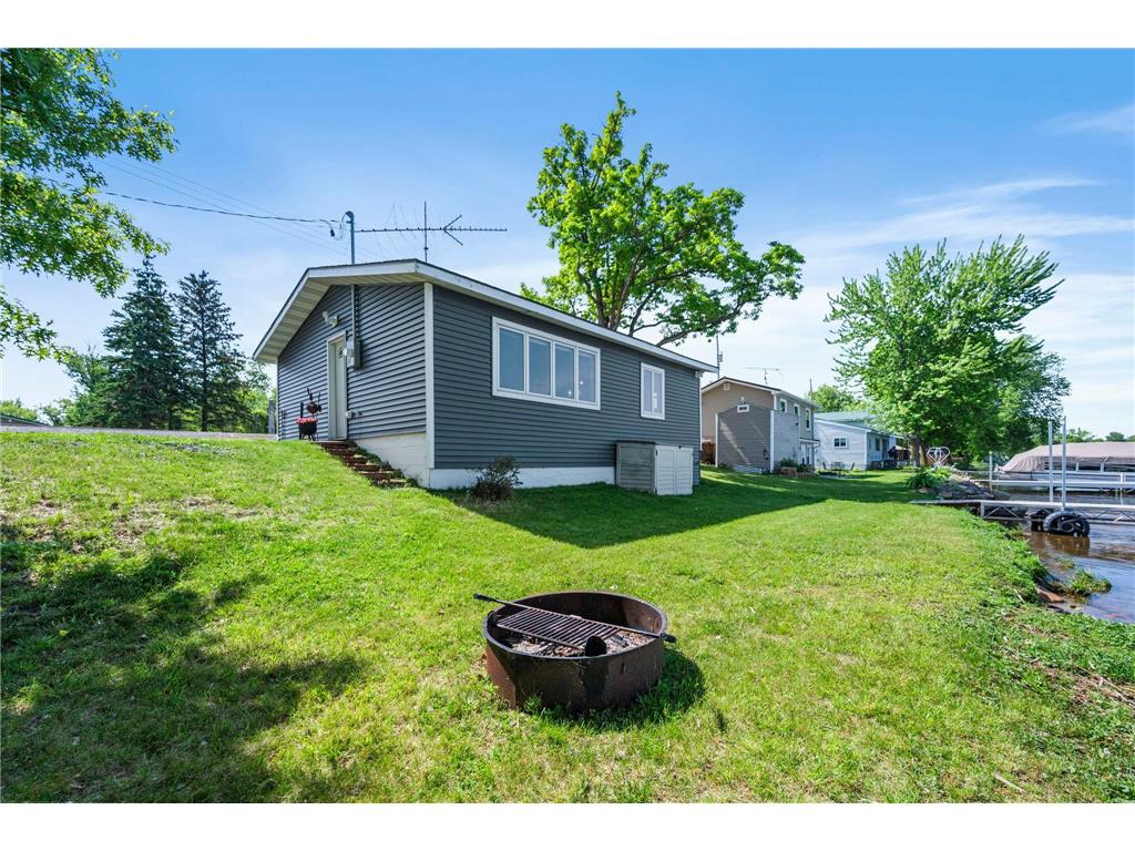 777 US Highway 63 Clayton WI 54004 - Magnor Lake 7085126 image3