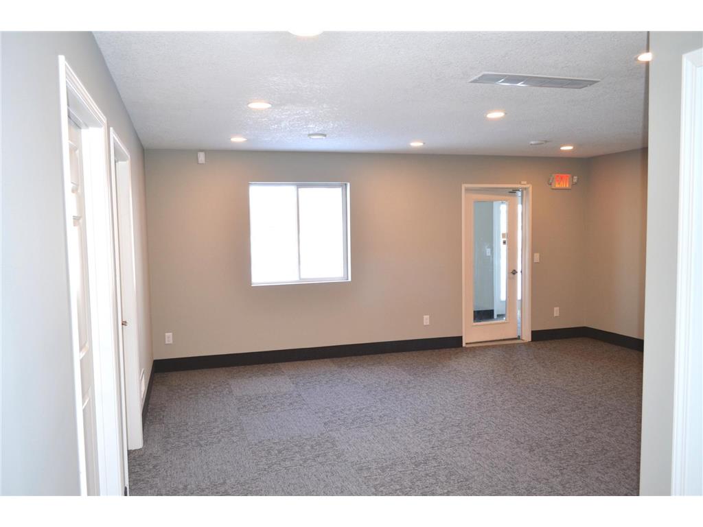 7771 College Road Baxter MN 56425 7034199 image10