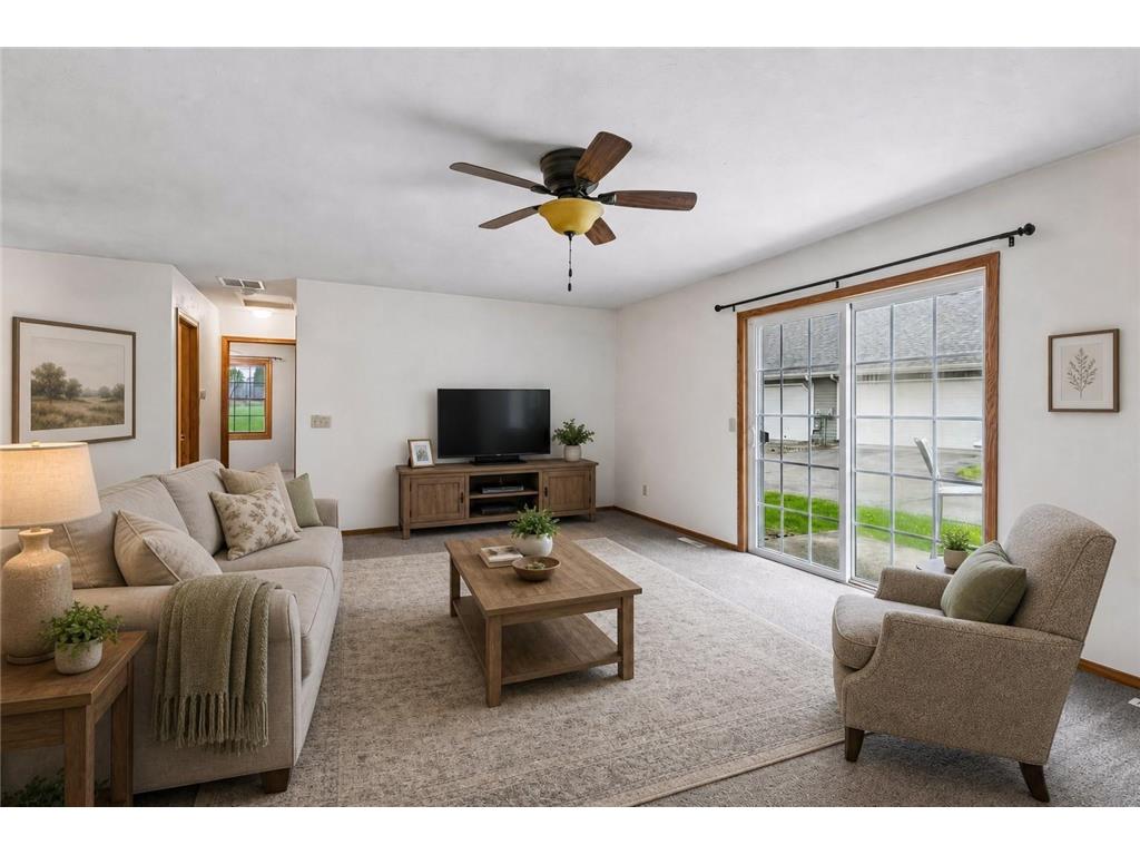 7775 Glenda Court Apple Valley MN 55124 7058631 image2