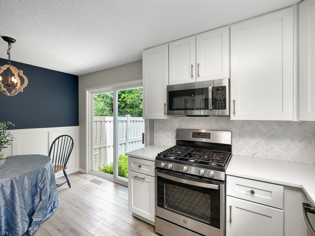 7775 Village Street Chanhassen MN 55317 7115828 image7