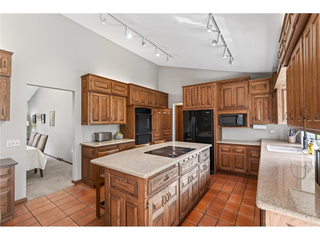 7780 139th Court Apple Valley MN 55124 7046011 image6