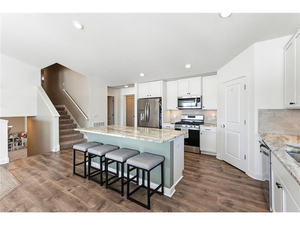 7780 207th Street W Lakeville MN 55044 7016659 image17