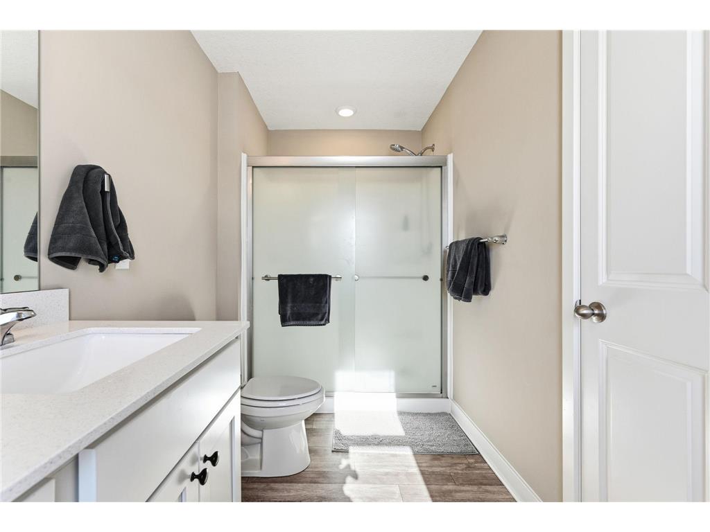 7780 207th Street W Lakeville MN 55044 7016659 image23