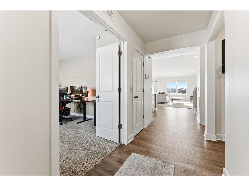 7780 207th Street W Lakeville MN 55044 7016659 image5