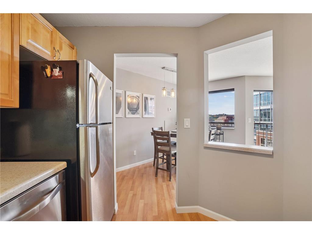 78 10th Street E #1010 Saint Paul MN 55101 7067359 image10