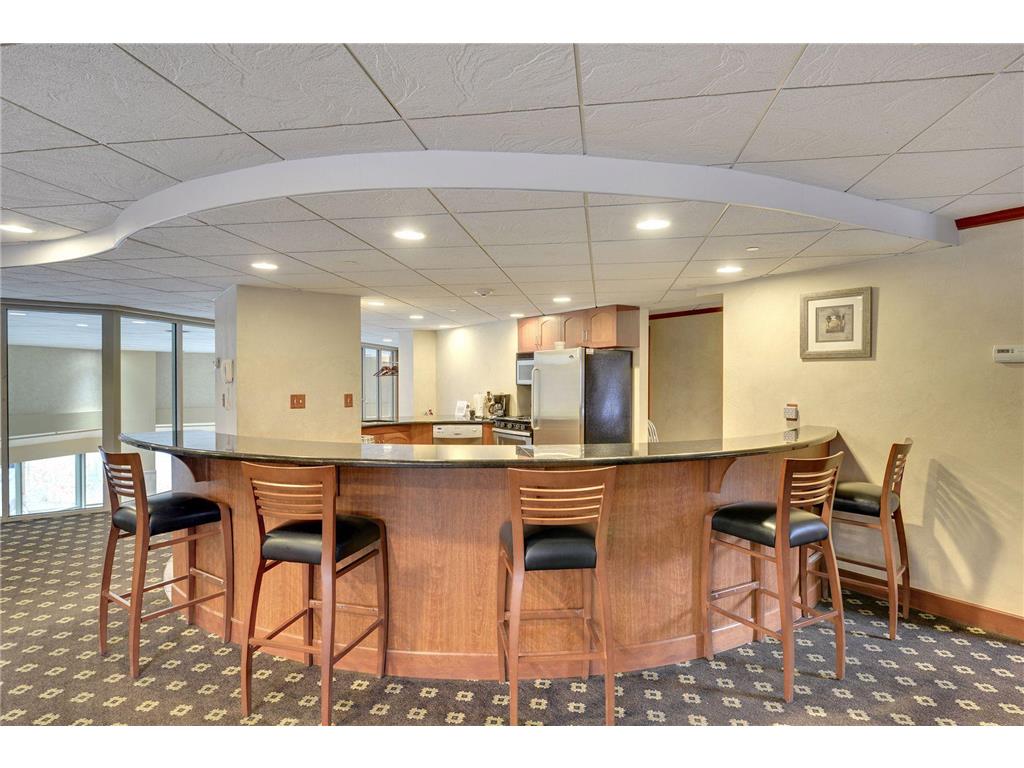 78 10th Street E #1010 Saint Paul MN 55101 7067359 image32