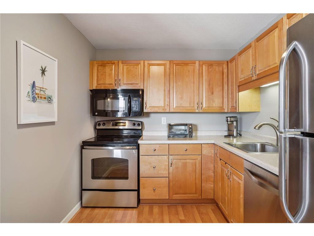 78 10th Street E #1010 Saint Paul MN 55101 7067359 image9