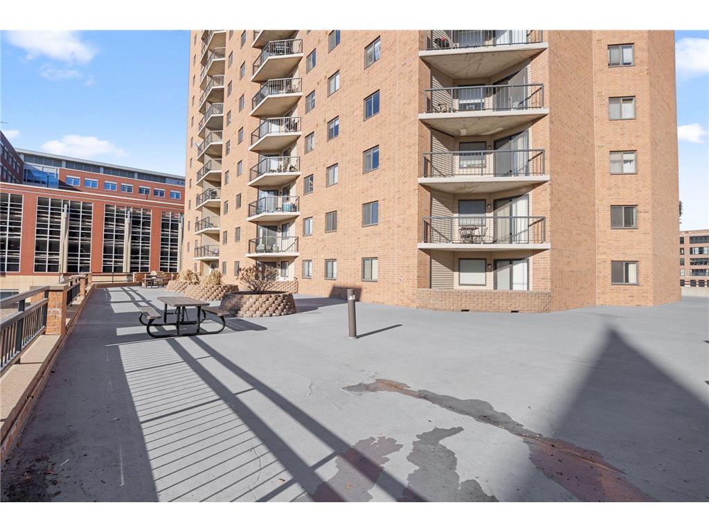 78 10th Street E #1502 Saint Paul MN 55101 7015345 image23