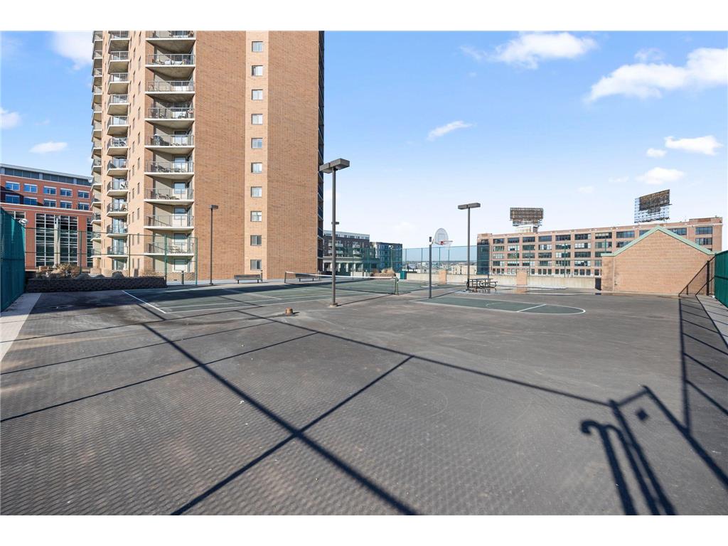 78 10th Street E #1502 Saint Paul MN 55101 7015345 image25