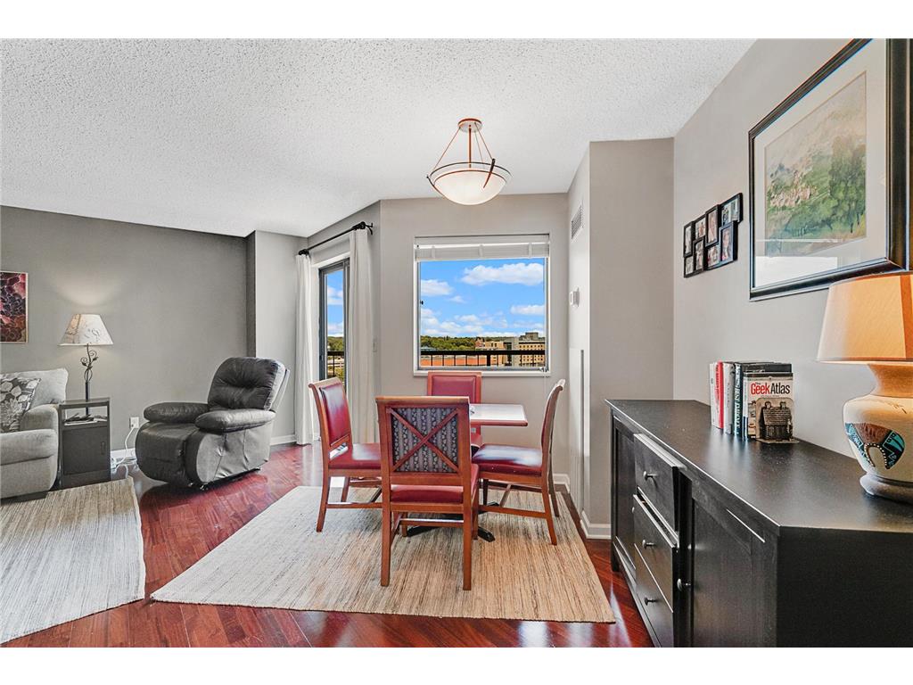 78 10th Street E #1709 Saint Paul MN 55101 6471191 image1