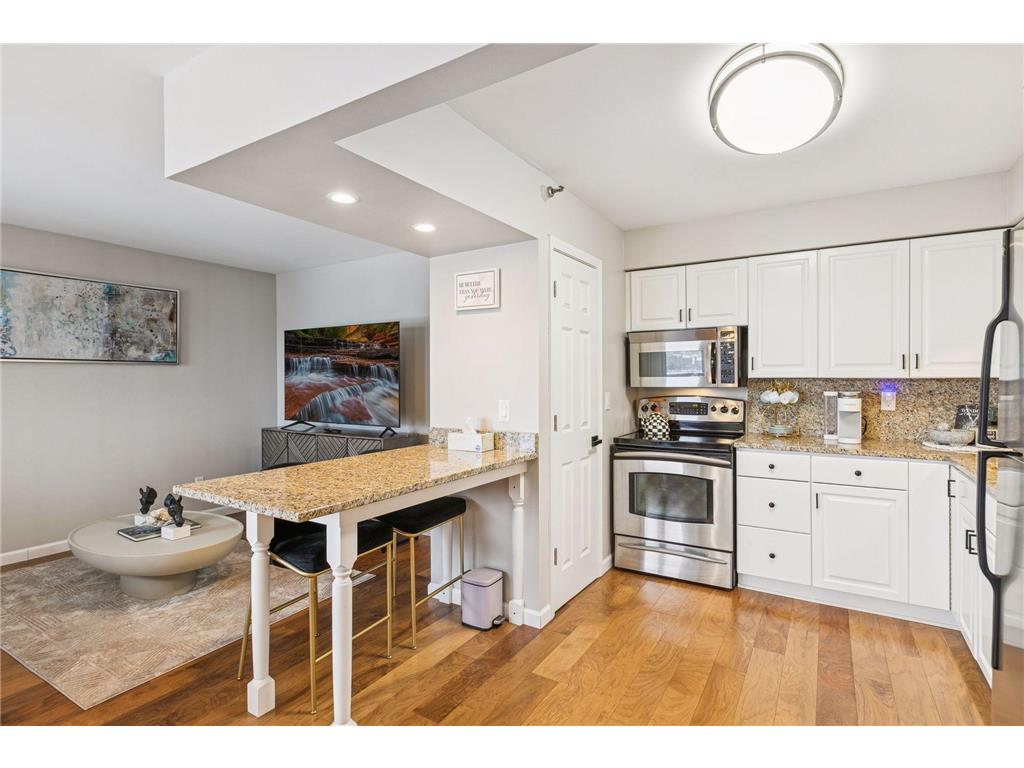78 10th Street E #1710 Saint Paul MN 55101 7000788 image11