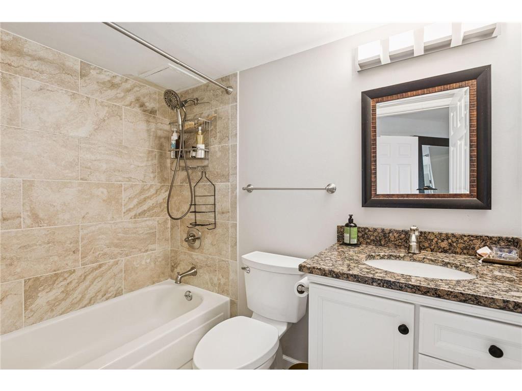 78 10th Street E #1710 Saint Paul MN 55101 7000788 image17
