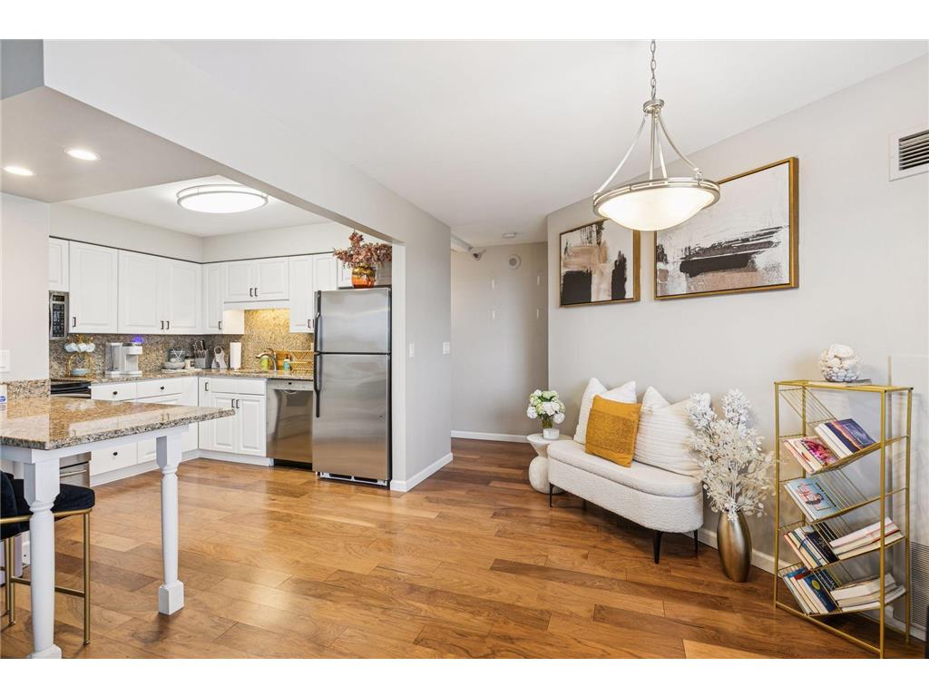 78 10th Street E #1710 Saint Paul MN 55101 7000788 image5