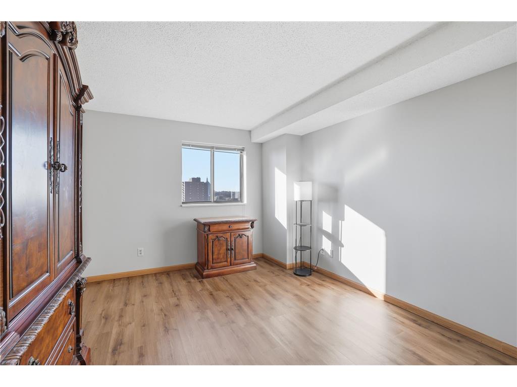 78 10th Street E #1802 Saint Paul MN 55101 6820370 image15