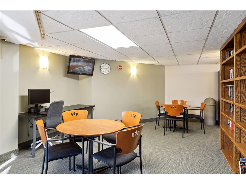 78 10th Street E #1802 Saint Paul MN 55101 6820370 image32