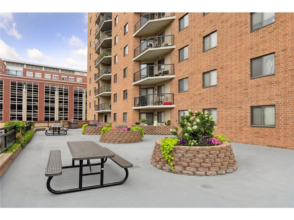 78 10th Street E #1802 Saint Paul MN 55101 6820370 image45