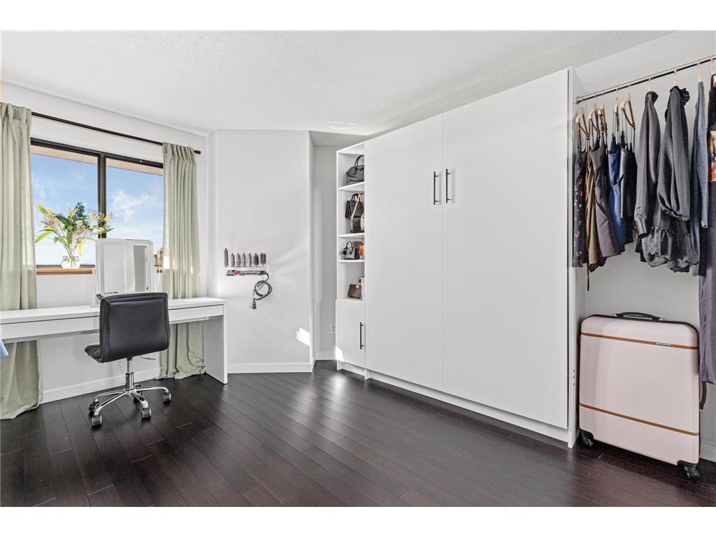 78 10th Street E #2004 Saint Paul MN 55101 7015905 image16