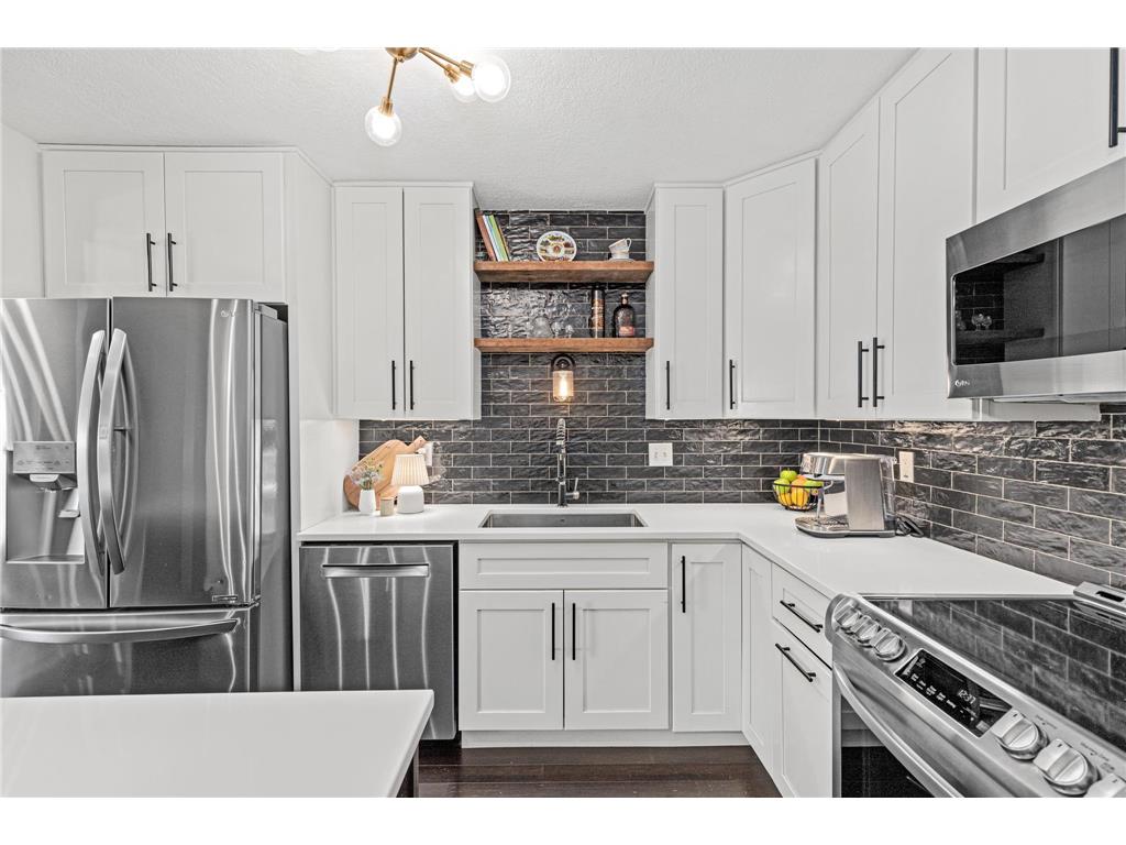 78 10th Street E #2004 Saint Paul MN 55101 7015905 image19