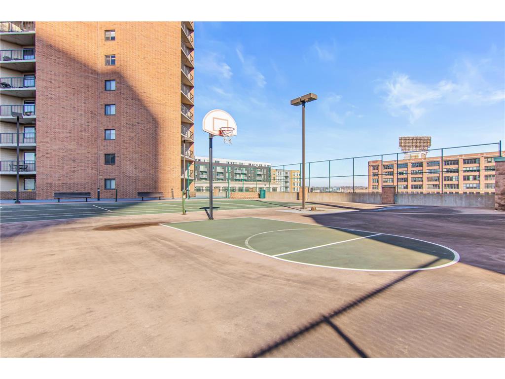 78 10th Street E #2004 Saint Paul MN 55101 7015905 image27