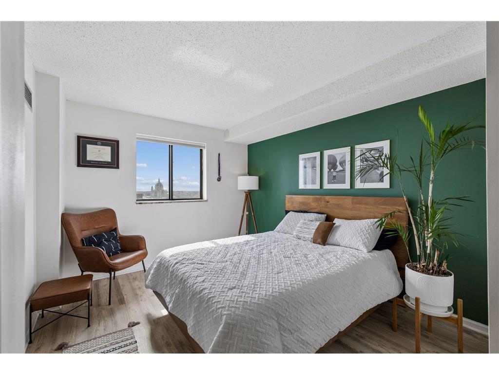 78 10th Street E #2408 Saint Paul MN 55101 7037906 image14