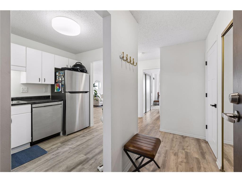 78 10th Street E #2408 Saint Paul MN 55101 7037906 image2