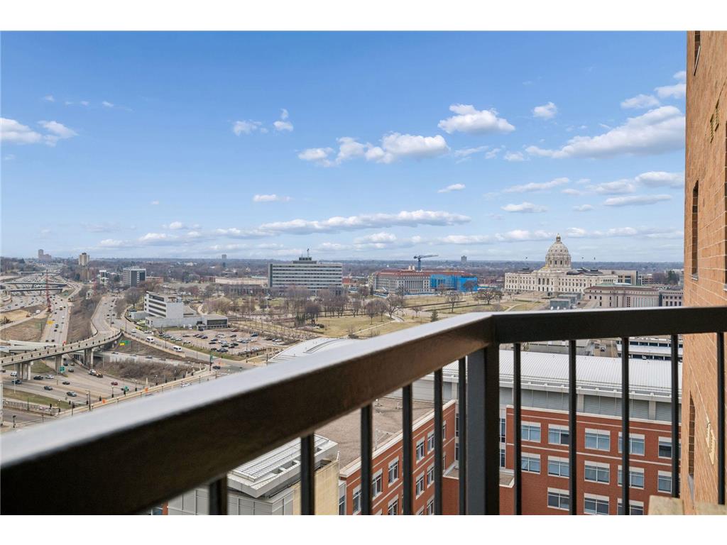 78 10th Street E #2408 Saint Paul MN 55101 7037906 image23