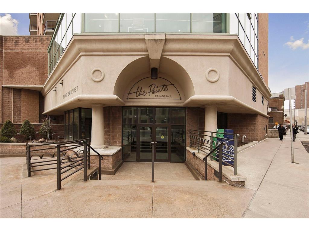78 10th Street E #2408 Saint Paul MN 55101 7037906 image25