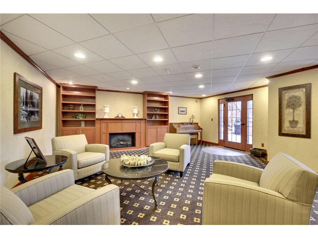 78 10th Street E #2408 Saint Paul MN 55101 7037906 image36