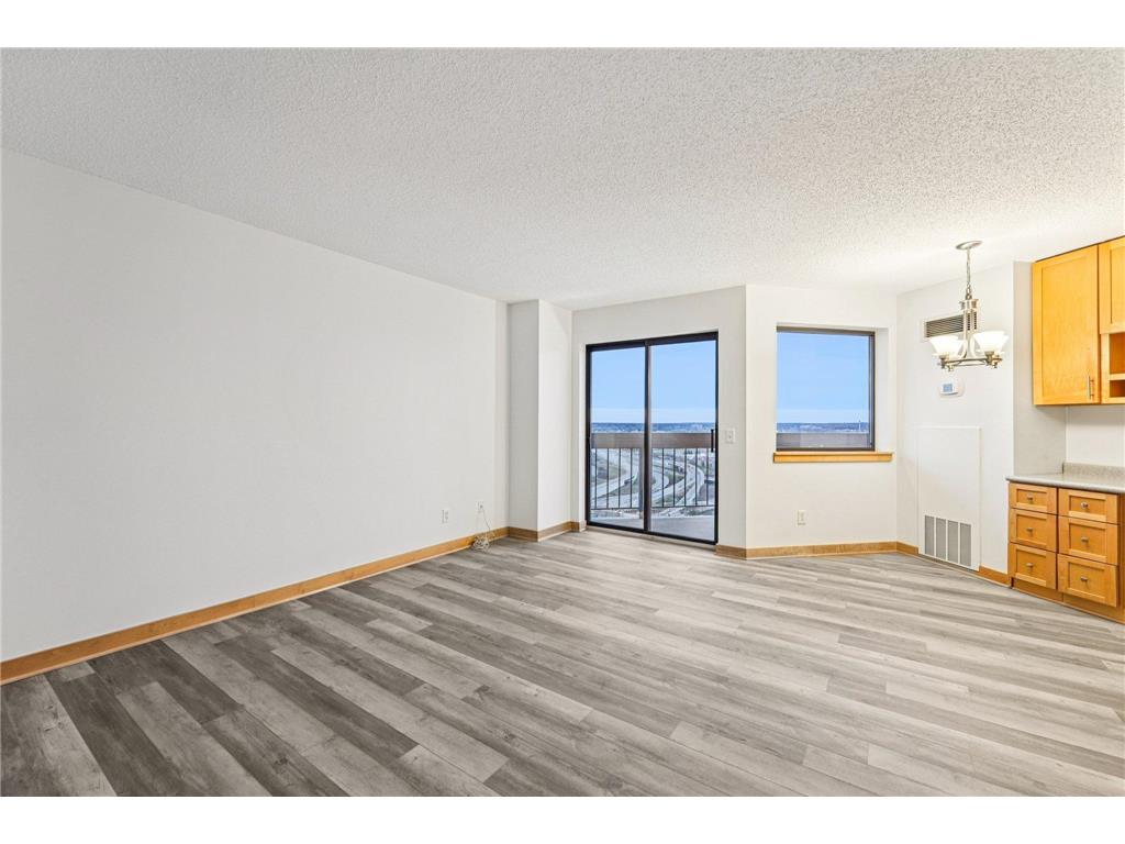 78 10th Street E #2409 Saint Paul MN 55101 6819110 image16