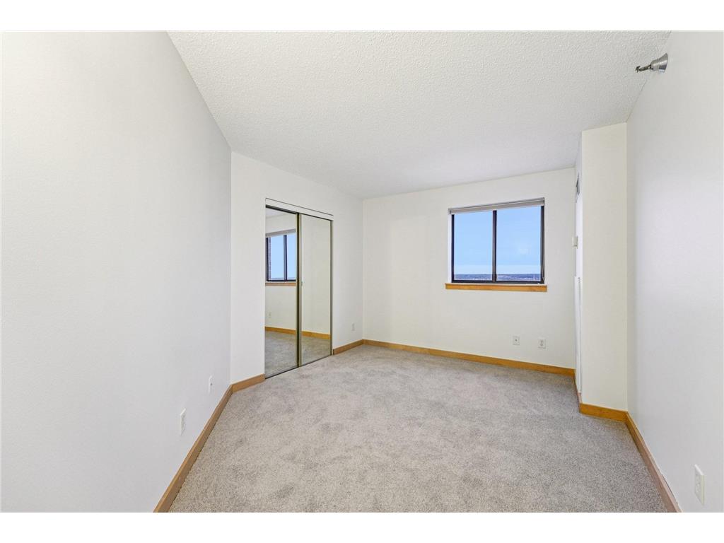 78 10th Street E #2409 Saint Paul MN 55101 6819110 image24