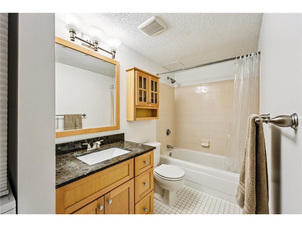 78 10th Street E #2409 Saint Paul MN 55101 6819110 image8