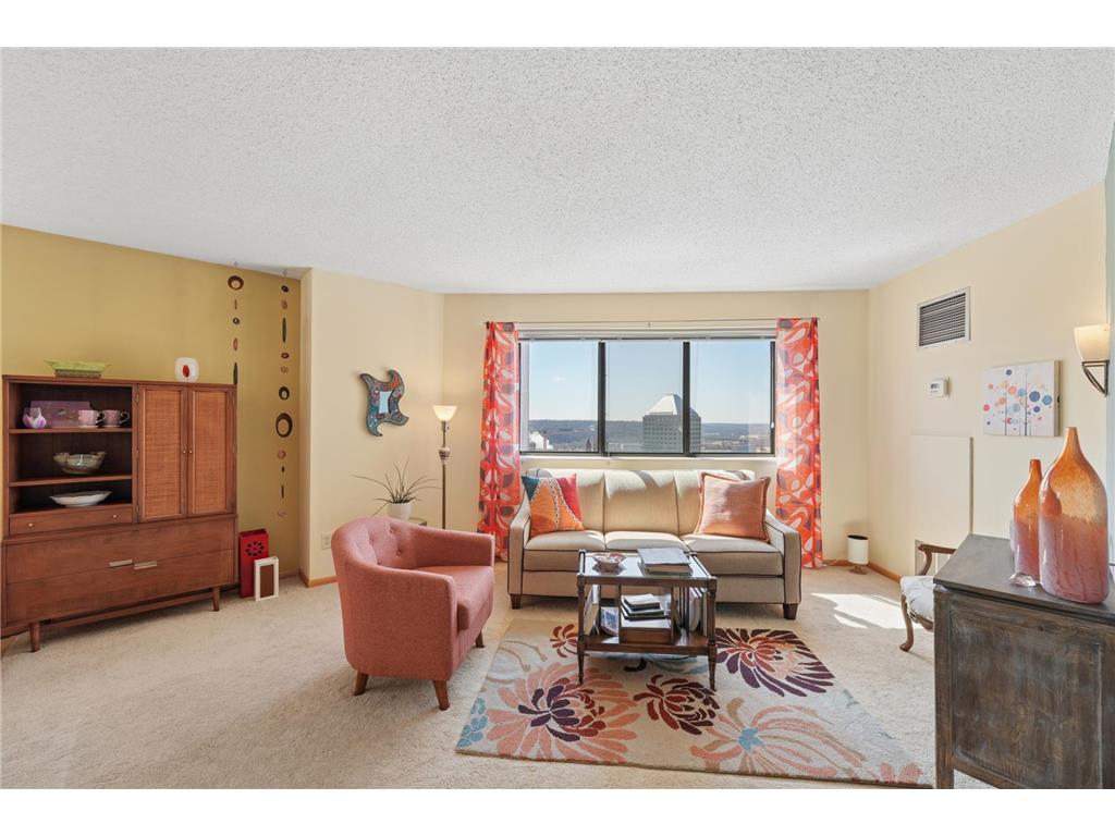 78 10th Street E #2702 Saint Paul MN 55101 7053708 image1