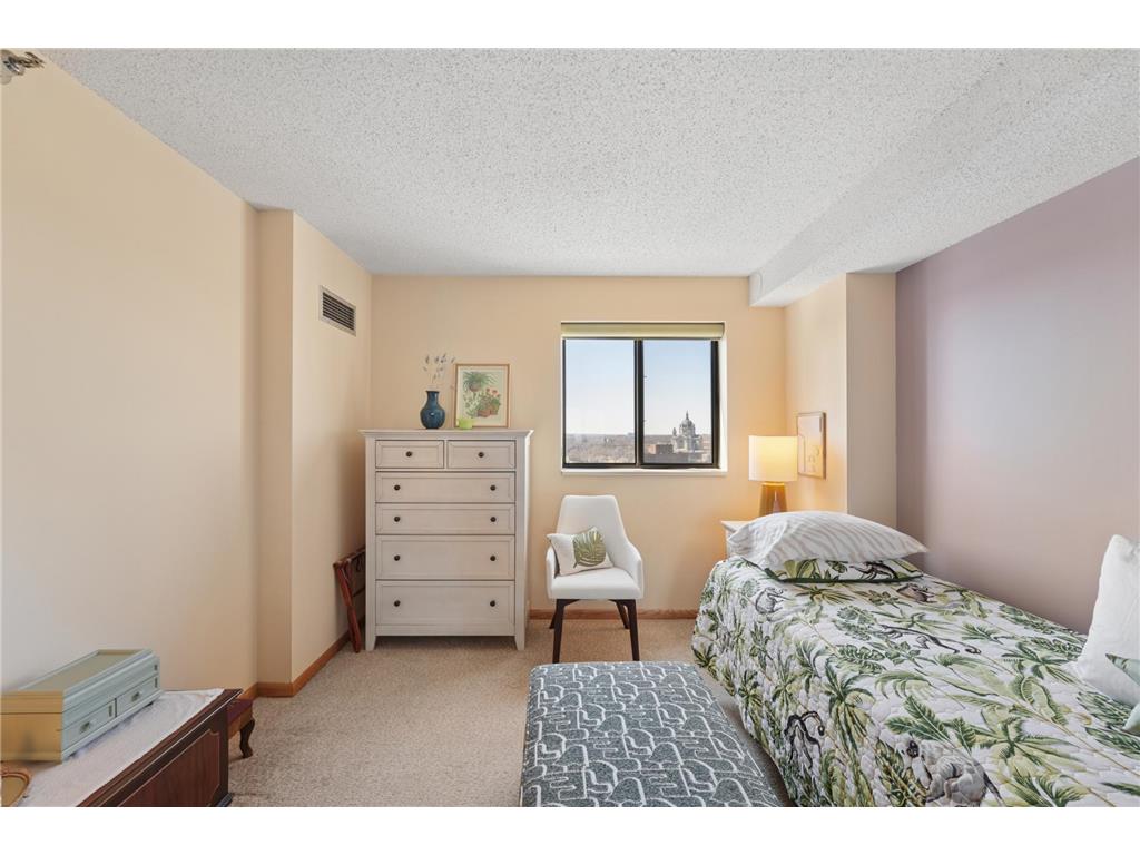 78 10th Street E #2702 Saint Paul MN 55101 7053708 image15