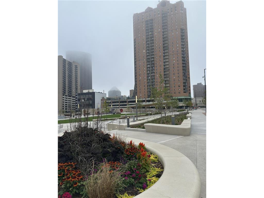 78 10th Street E #2702 Saint Paul MN 55101 7053708 image37