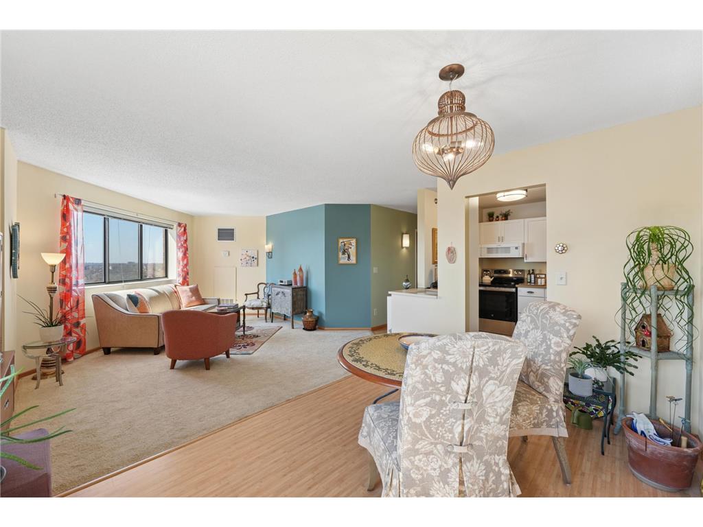 78 10th Street E #2702 Saint Paul MN 55101 7053708 image6