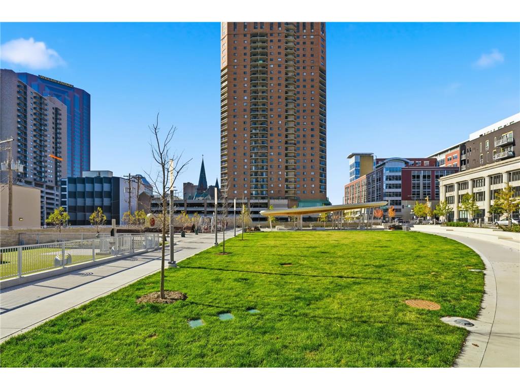 78 10th Street E #2807 Saint Paul MN 55101 7092958 image34