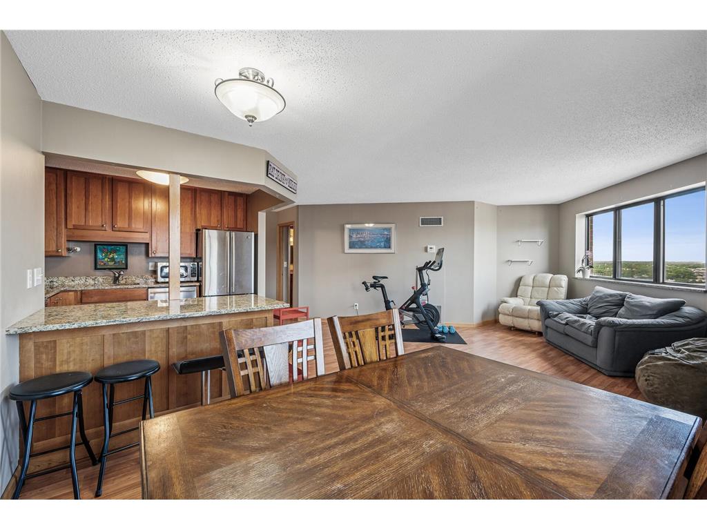 78 10th Street E #2901 Saint Paul MN 55101 7056048 image18