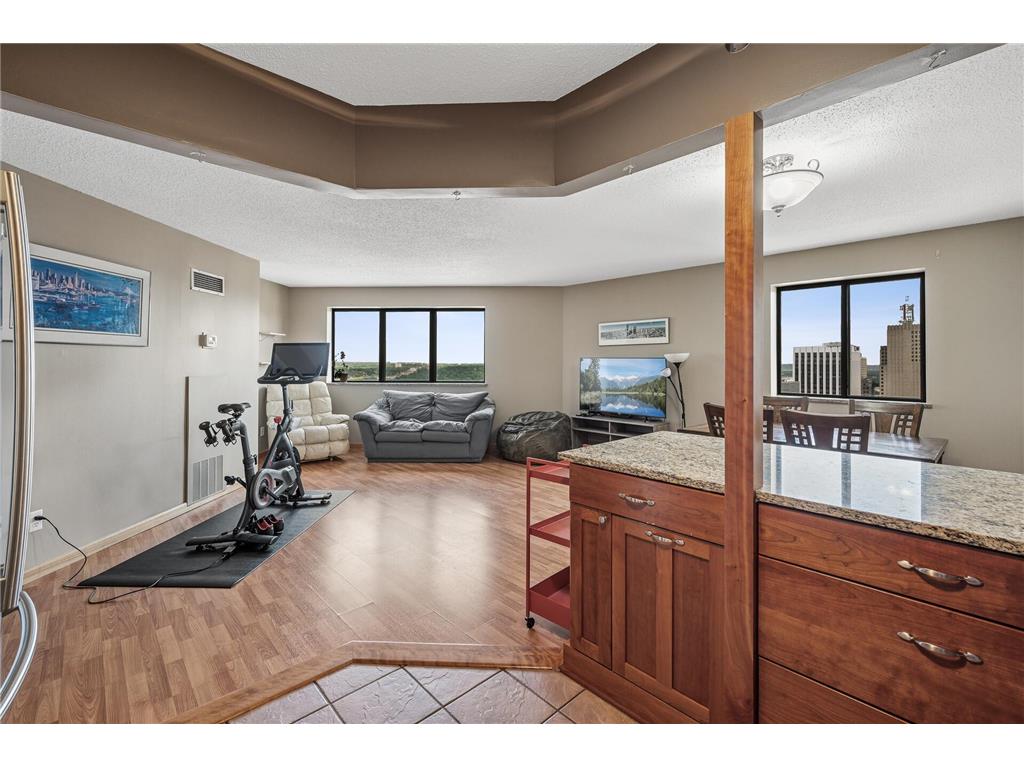 78 10th Street E #2901 Saint Paul MN 55101 7056048 image22