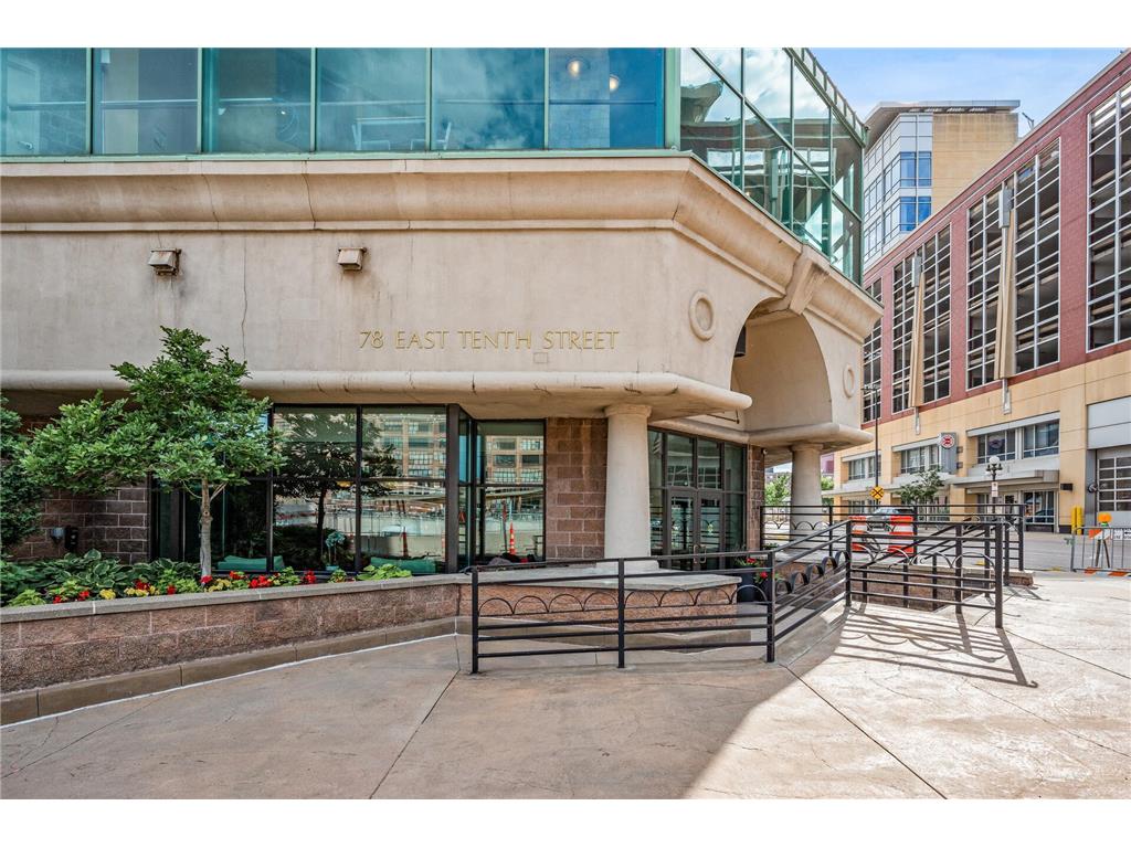 78 10th Street E #2901 Saint Paul MN 55101 7056048 image3
