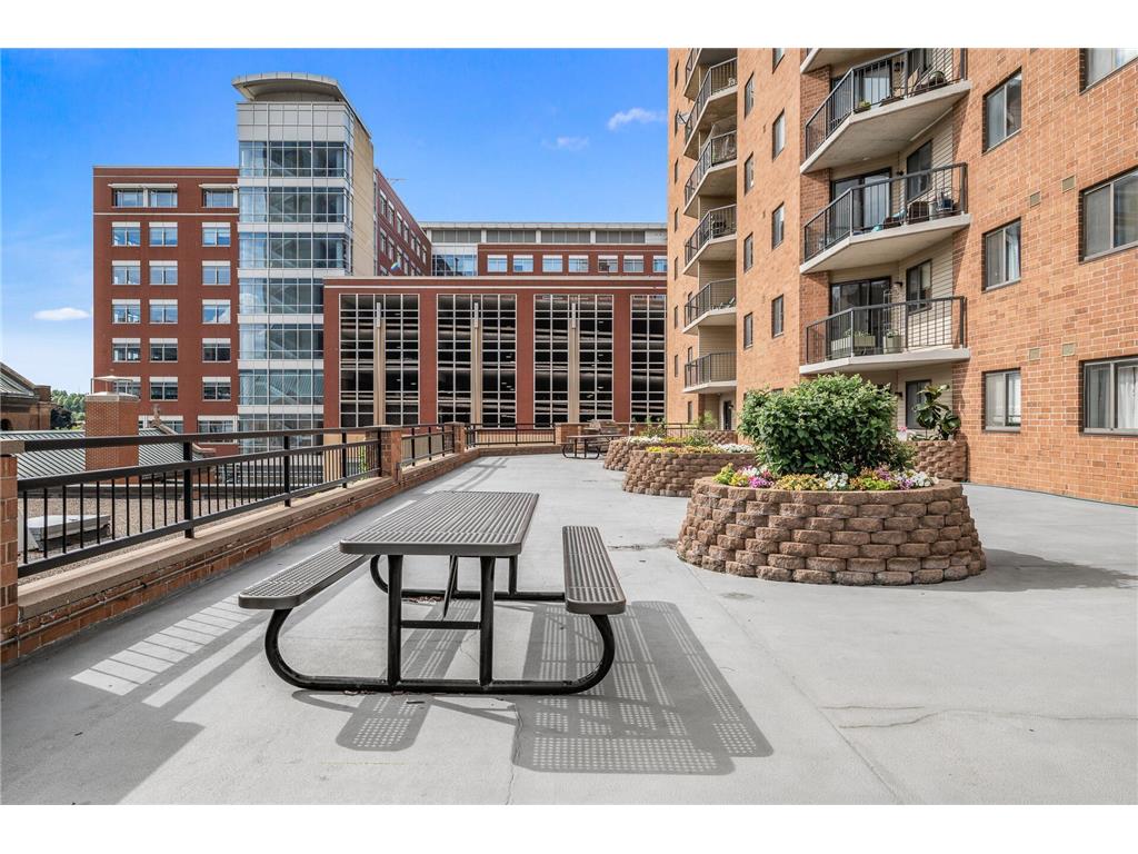 78 10th Street E #2901 Saint Paul MN 55101 7056048 image31