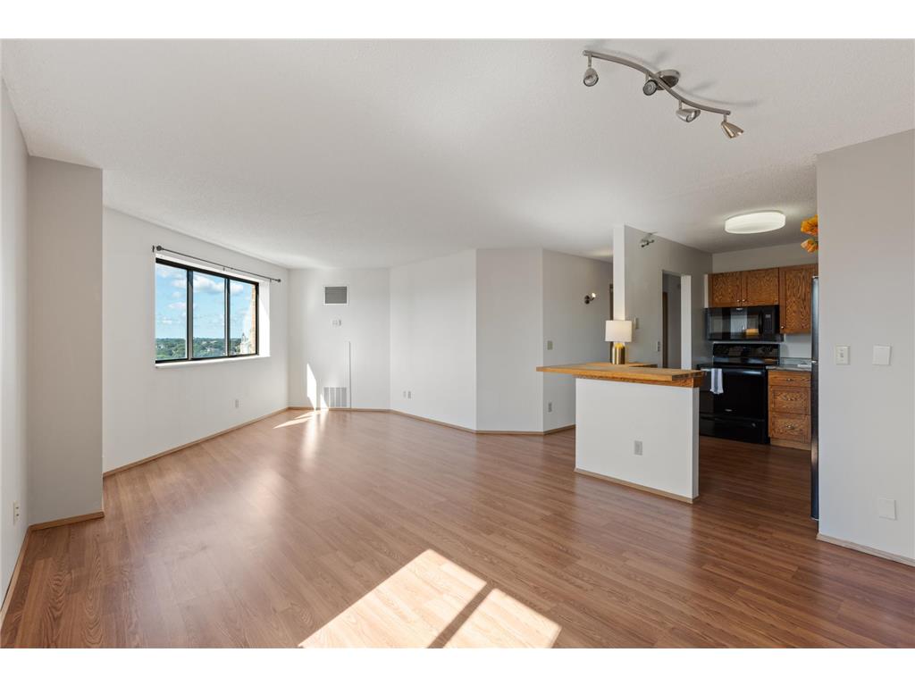 78 10th Street E #2902 Saint Paul MN 55101 6762311 image11