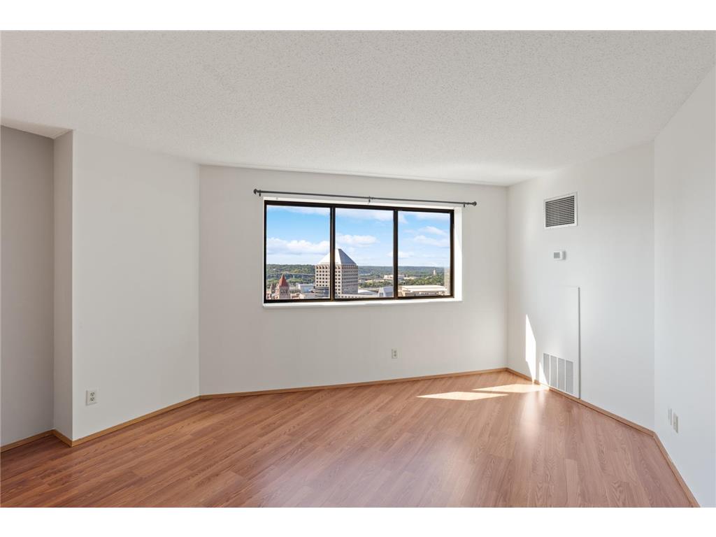 78 10th Street E #2902 Saint Paul MN 55101 6762311 image6