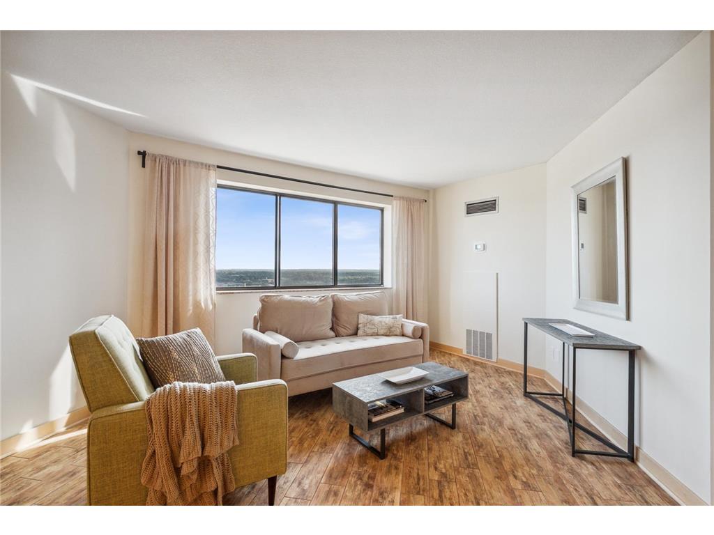 78 10th Street E #3309 Saint Paul MN 55101 6743062 image8