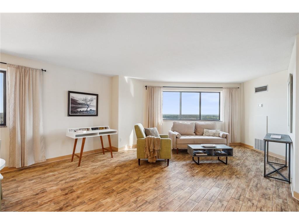 78 10th Street E #3309 Saint Paul MN 55101 6743062 image9