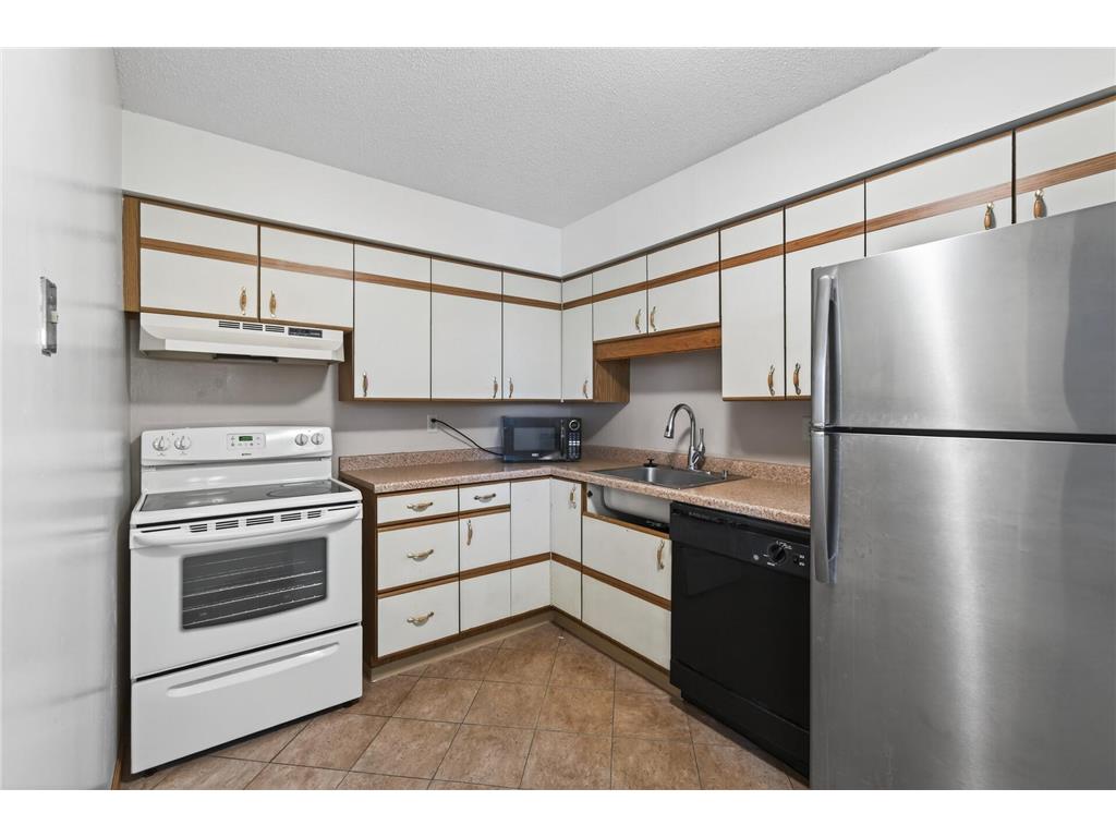 78 10th Street E #401 Saint Paul MN 55101 7014367 image16