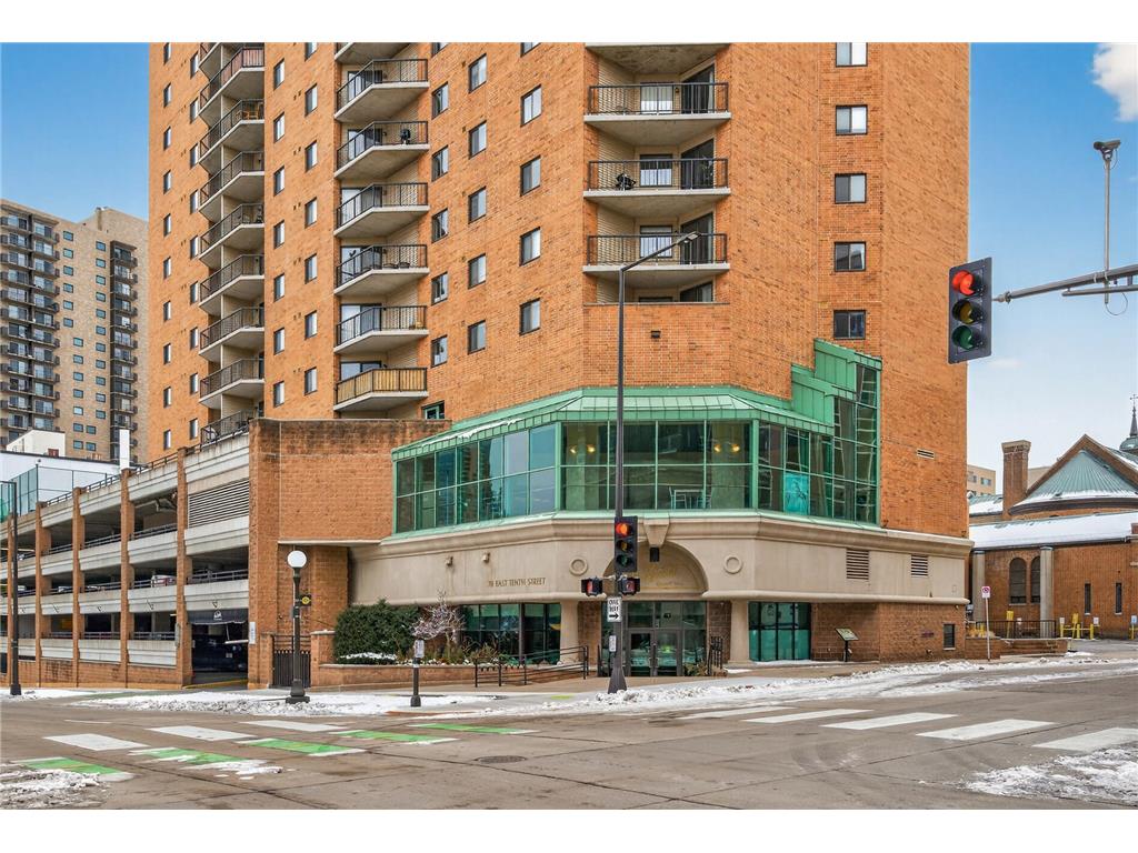 78 10th Street E #401 Saint Paul MN 55101 7014367 image2