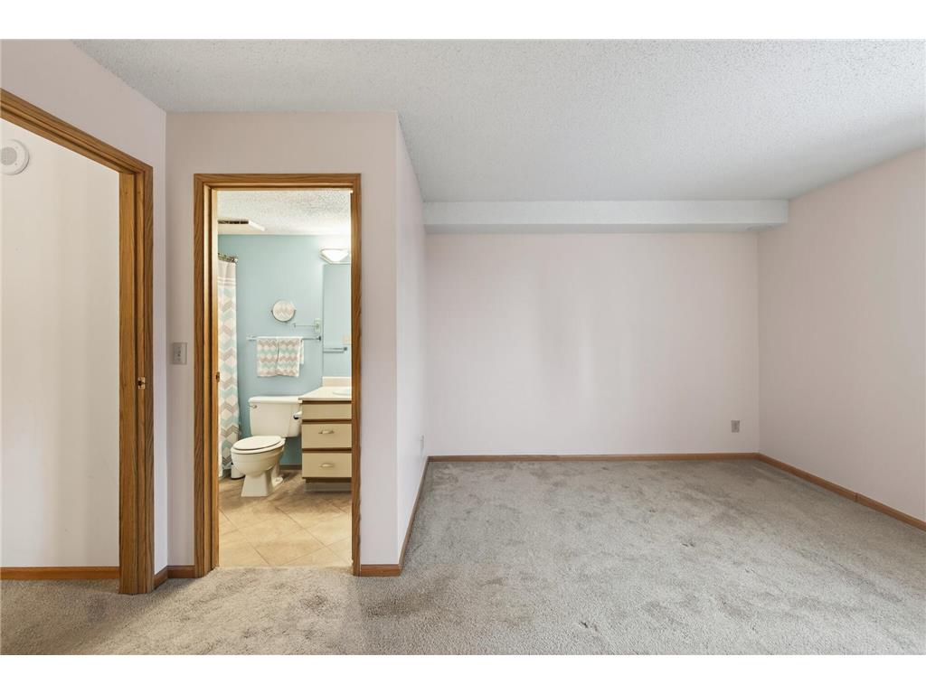 78 10th Street E #401 Saint Paul MN 55101 7014367 image21