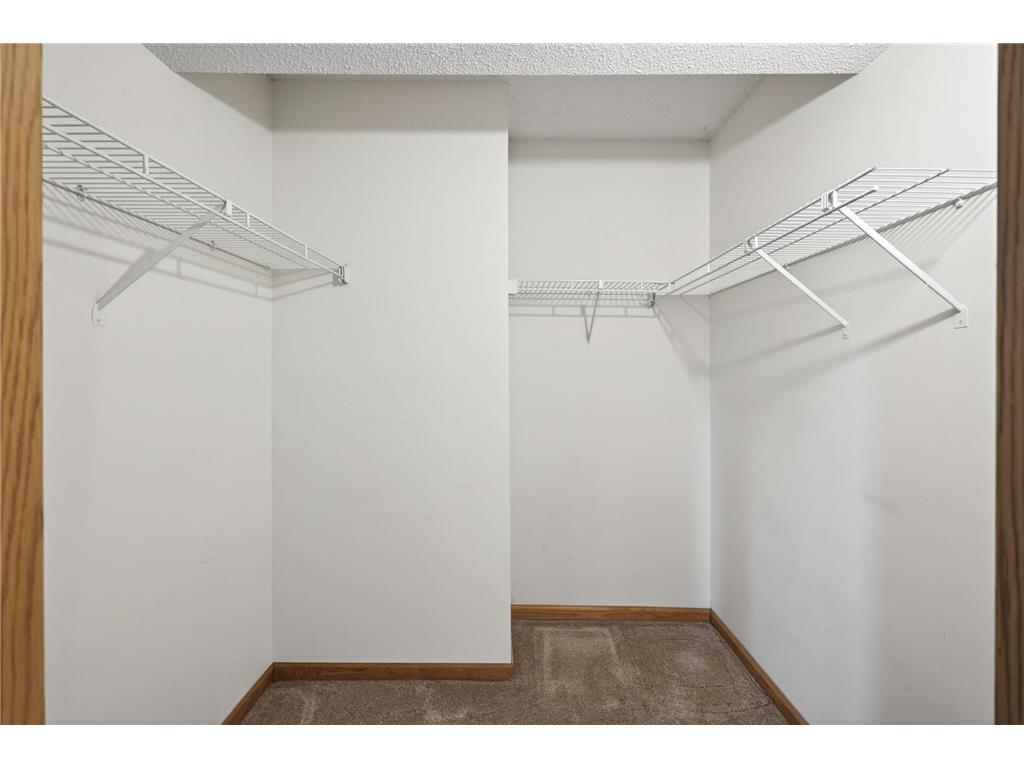 78 10th Street E #401 Saint Paul MN 55101 7014367 image25